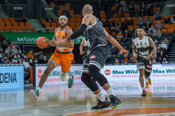 在昨晚的一 在昨晚的一