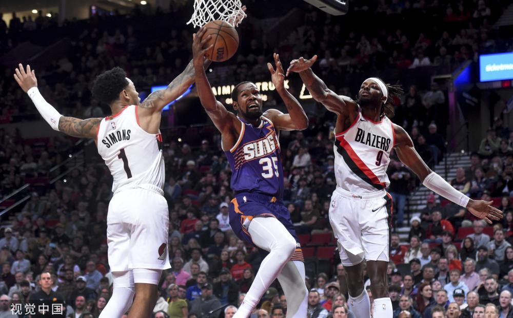 她在赛前进 她在赛前进